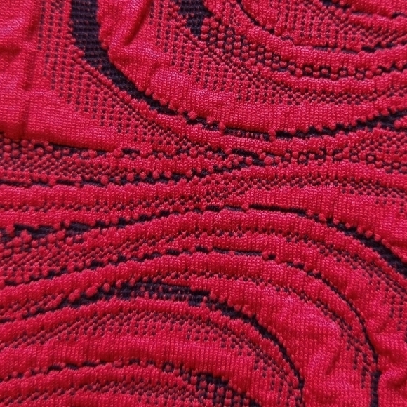 Chico's Easywear Red Black Abstract Swirl Textured Lightweight Topper Jacket - Picture 6 of 9